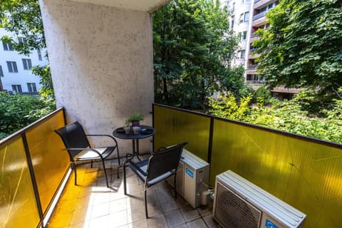 Gems of Budapest - Ruby Unit, 