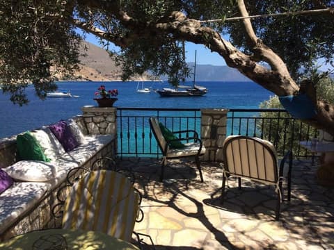 Waterside Apartments, 