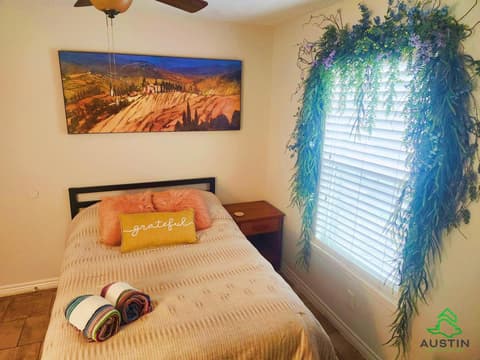 Austin Uncommon Room Rentals, 