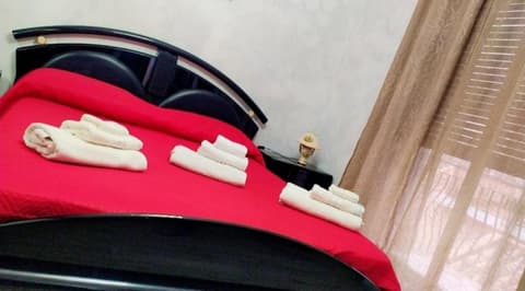 Mary Etna apartments, 