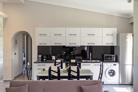 Pelithea Family Aparthotel, 