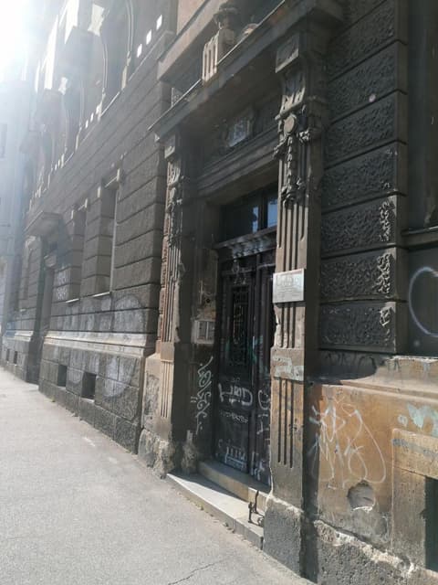 ZAGREB 2 Botanical Garden Budget Apartment, 