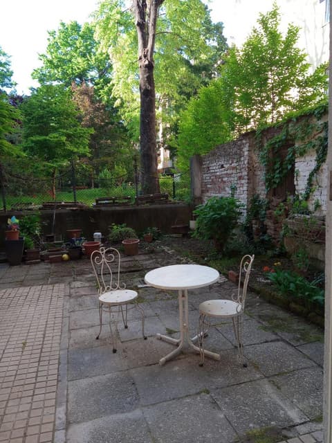 ZAGREB 2 Botanical Garden Budget Apartment, 