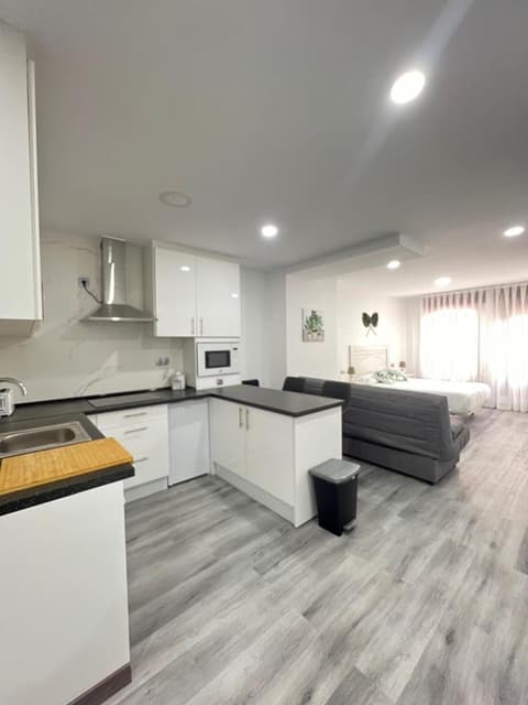 Rosal Central Studios, 