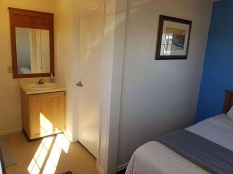 012C Affordable Retreat near South Rim Sleeps 2, 