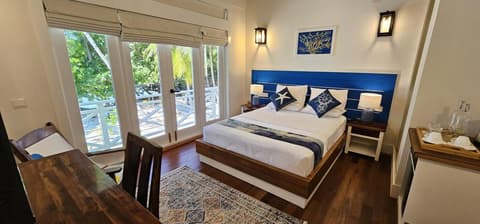 The Fulhadhoo Beach Cottage, 