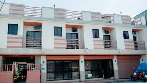 Imperial Ridge Pension House, 