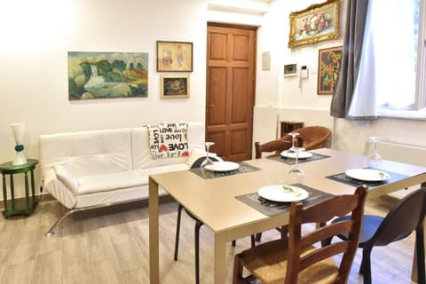 Ventitrémarzo Guest House, 