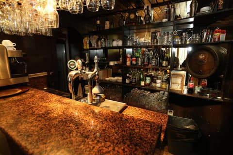 Hotel & Restaurant The House, 