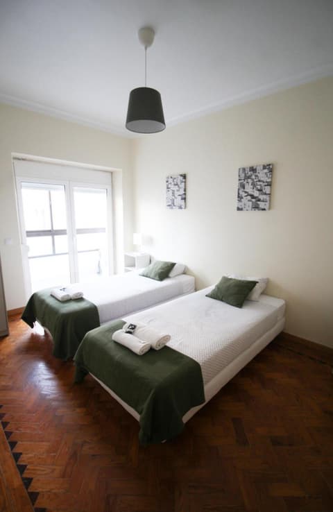 Oriente DNA Studios V, 