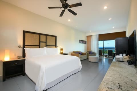 El Dorado Seaside Palms, Catamarán, Ecoturistic Ranch, All & More Inclusive - Adults Only, 