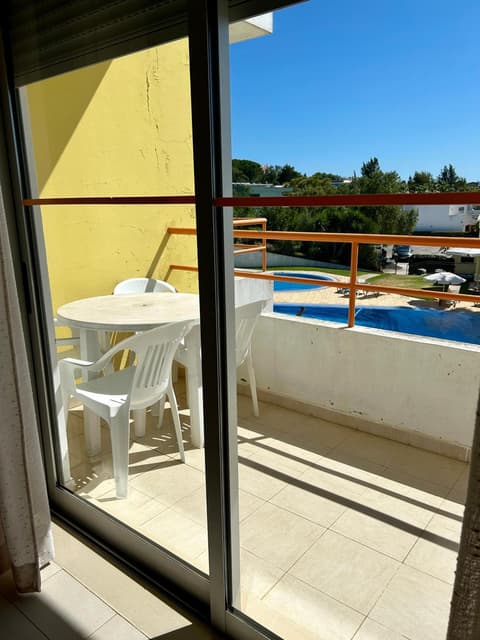 Apartamentos Santa Teresinha, 