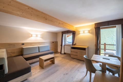 Design & Suite Hotel Ciarnadoi, 