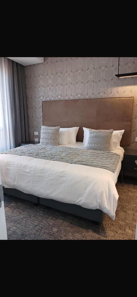 Capitol on the Park, 