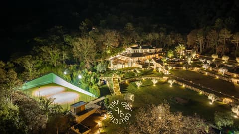 Domaine du Manouiyé by Time Off Collection, 