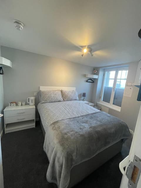 Black Bull with Rooms upper, 