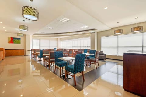 Sleep Inn Monterrey San Pedro, 