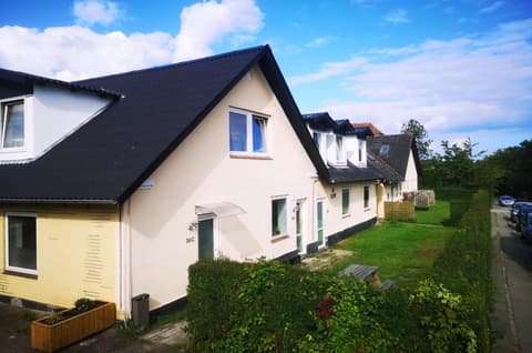 H&M Homes Apartments, 