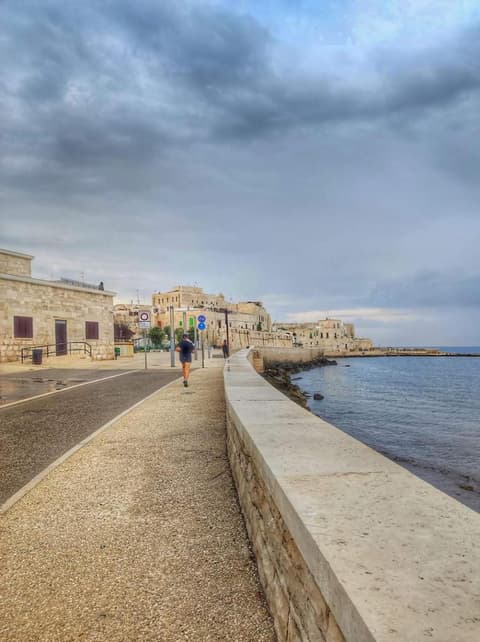 Unique white stone Studio, 