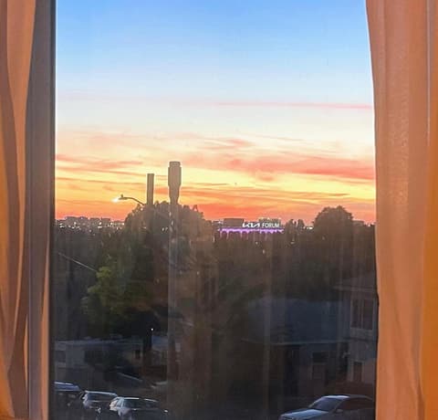 Inglewood Forum and Sofi park and walk private room, 