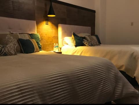 The Black Tree Hotel Colonial, 