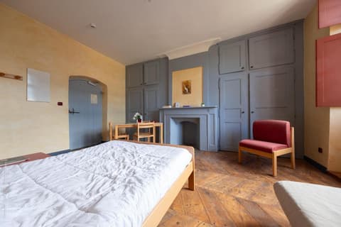 Le Pavillon des Officiers, 