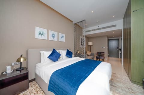 DAMAC MAISON PRIVE - Lake View, 