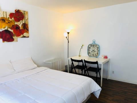Coastal Comfort Homestay in Santa Monica, 