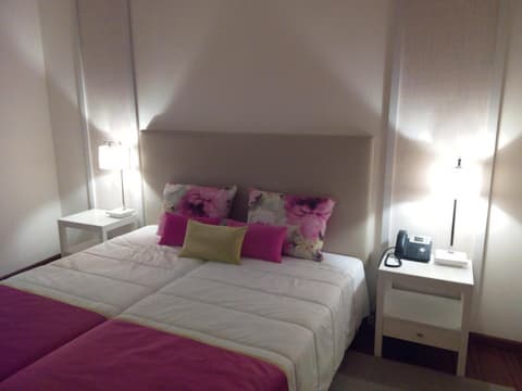 Monsanto GeoHotel Escola, 