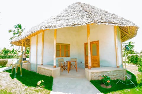 Ikumbi Lodge Mto wa Mbu, 