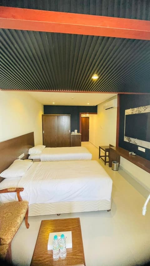 Resort Sur Beach Holiday, 