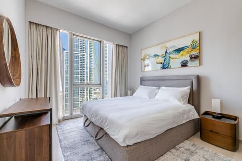 Knokey Luxury 1BR Apartments - 5 min walk to Burj Khalifa & Dubai Mall & Dubai Fountain, 