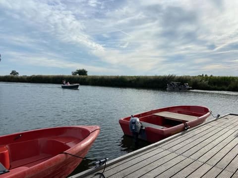 Design huisje vrij in het groen, 