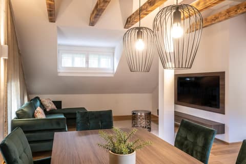 Odilia - Historic City Apartments - center of Brixen, 