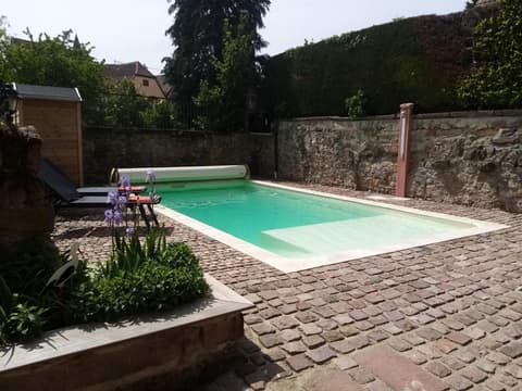 Gîte Trotthus maison familiale avec piscine, 