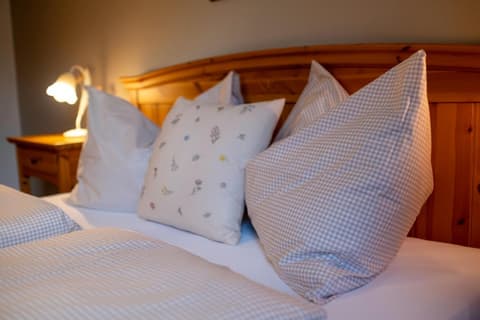 Residence Obermoarhof - Family Apartments with Pool & Playground, 