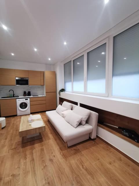 Le Strasbourgeois Moderne & Neuf Voyage en Alsace, 