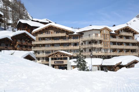 Hôtel Les Barmes De l'Ours, 