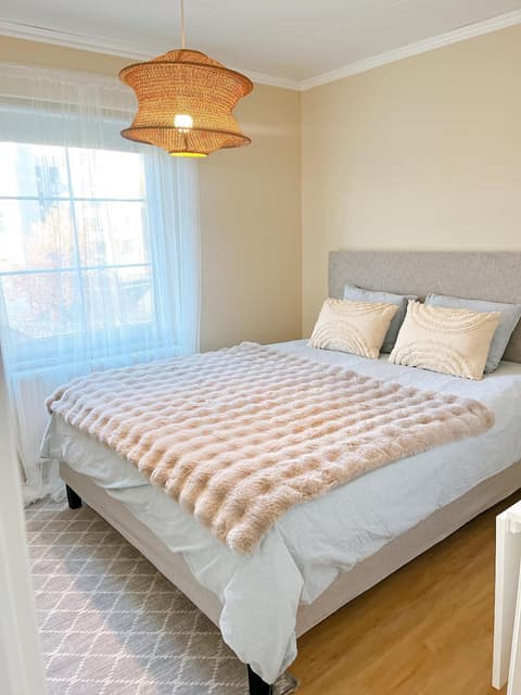 Charming apartment in a red house in Stockholm, 