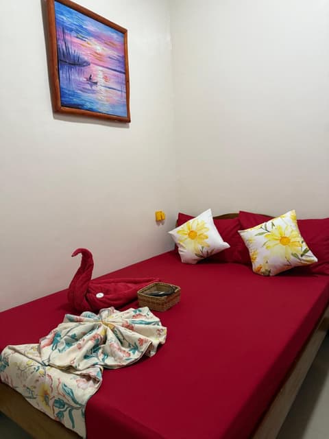 Lolo Bob's Bed And Breakfast, 