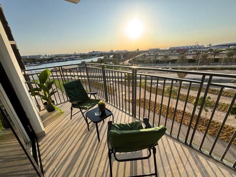 Serene Studio in Yas Island 2 - near Zayed international AirPort, 