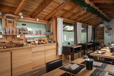 Alpen Hotel Chalet, 