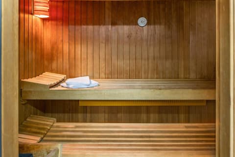 Astoria City Resort, 