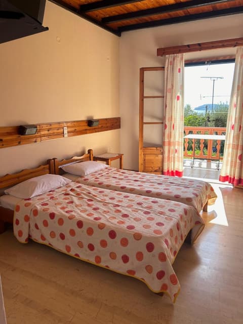 Villa Makis Studios, 