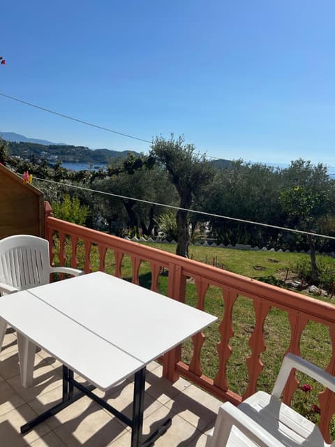 Villa Makis Studios, 