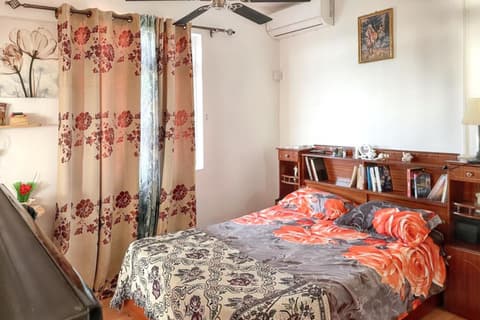 Sea View Apartment in La Gaulette - 30 m² + Terrace, 