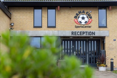 Dana Cup SportsCenter, 