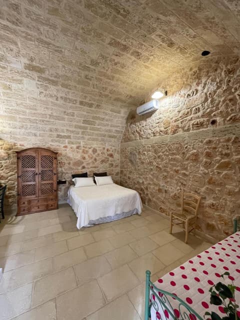 BADIA SAN MICHELE Pajara Aida, 