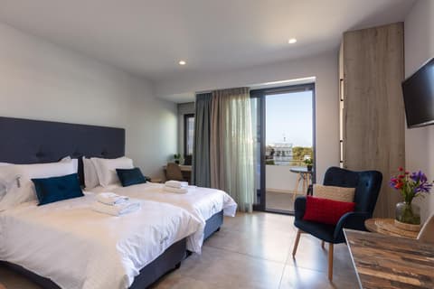 Lines Concept Accommodation, 