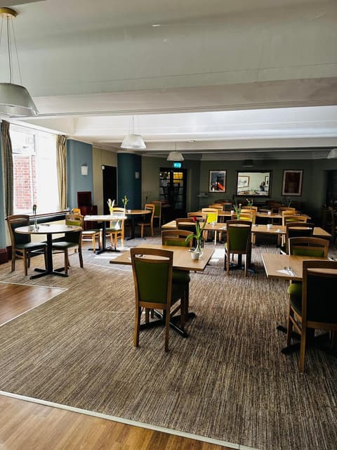 Vincent House London Residence, 